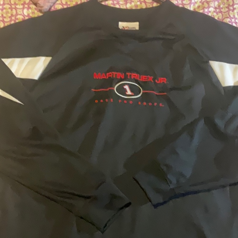 Martin Truex Jr Bass Pro Shops #1 long sleeve t shirt  size xl